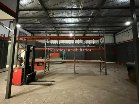 Galpon en venta Paso del Rey