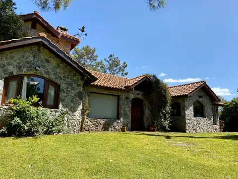 Casa en Alquiler Temporal en Carilo, USD 330