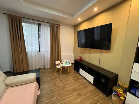 Depto Tipo Casa en Venta de 3 dormitorios