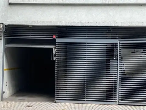 Venta - cochera c/ acceso independiente - Almagro