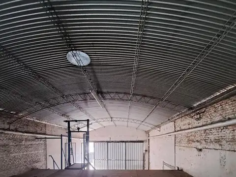 Galpon en Venta 8,66  mts Frente