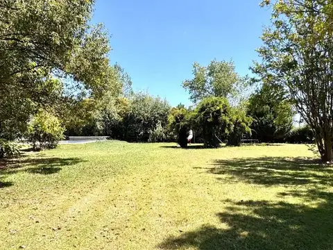 VENTA LOTE PARQUE EXALTACION DE LA CRUZ