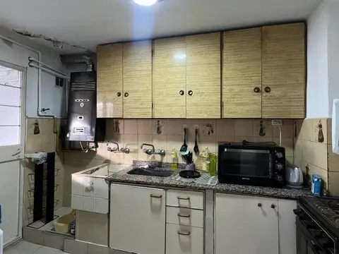 Departamento 5 ambientes con 2 baños