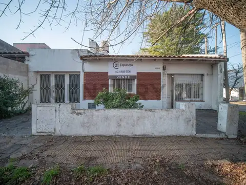 15 esquina 78 2200, Piso 0