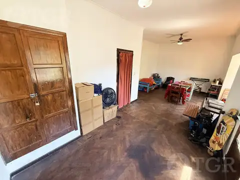 Depto Tipo Casa en Venta de 6 ambientes