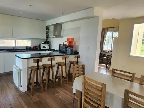 Avenida Juan Pablo II 1600