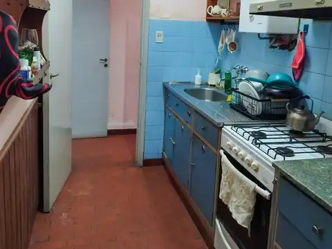 Casa 5 ambientes con 1 baño