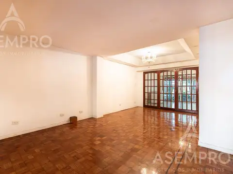 Depto Tipo Casa en Venta de 6 ambientes