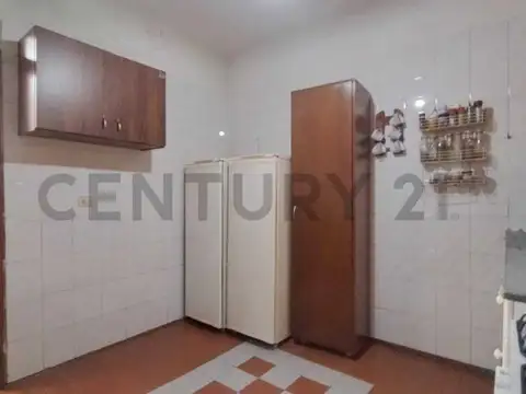 Departamento 5 ambientes con 2 baños