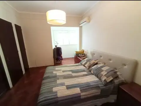 Depto Tipo Casa 5 ambientes con 2 baños