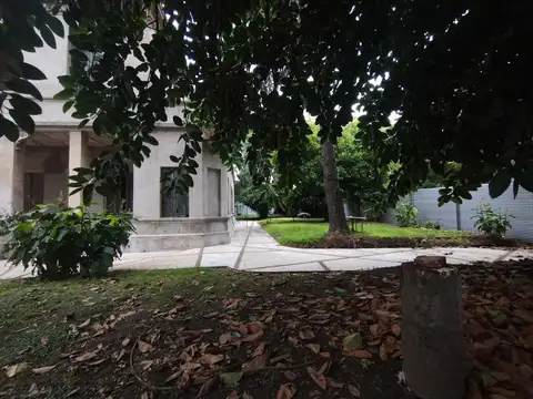 Casa en Alquiler 120 años