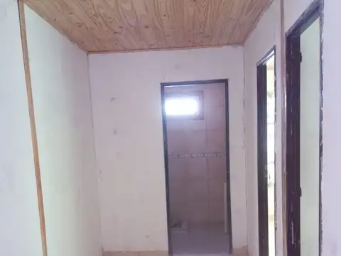 Casa 4 ambientes con 1 baño