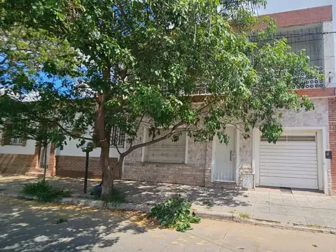 VENTA CASA 3 DORMITORIOS B° OSERVATORIO CORDOBA