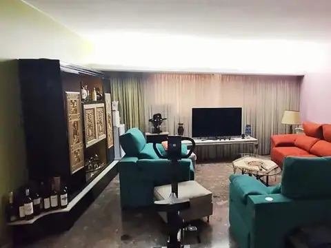 Casa 6 ambientes con 3 baños