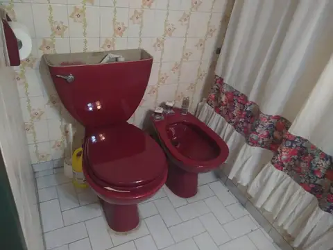 Depto Tipo Casa en Venta 40 años