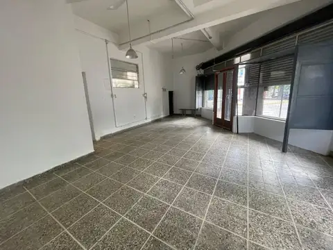 Local en Alquiler en Saavedra, $ 1.500.000