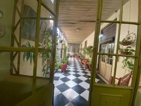 Rivadavia 700, Piso 0