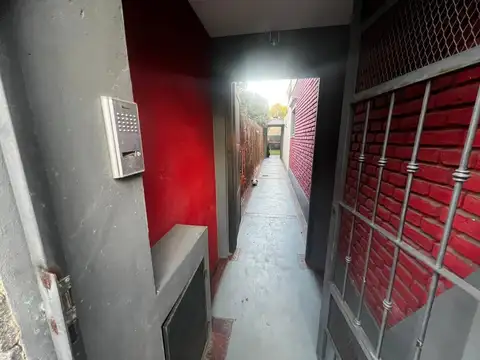 Depto Tipo Casa en Venta de 2 ambientes