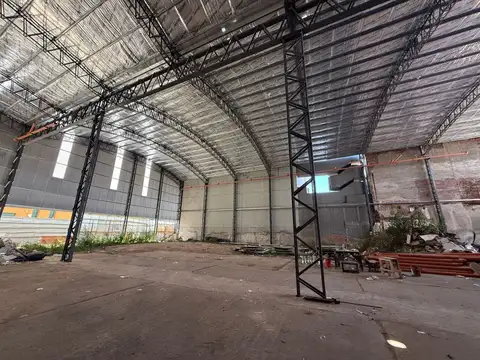 Galpon en Alquiler en Boca, USD 18.000