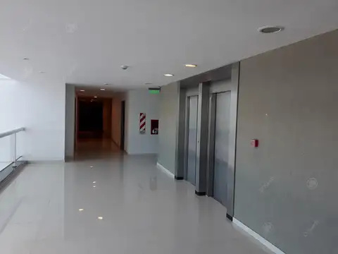 Oficina en venta Centro Cívico Guillermo Hudson 41 M2