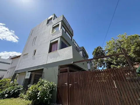 Departamento en venta c/ cochera en Zona Sur