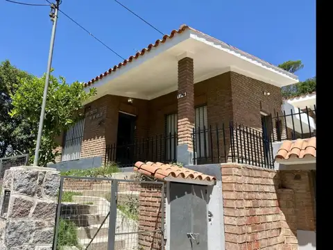 VENTA HERMOSA CASA EN RIO CEBALLOS APTO CREDITO