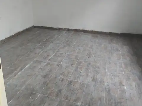 Depto Tipo Casa en Alquiler en Versalles, $ 1.100.000