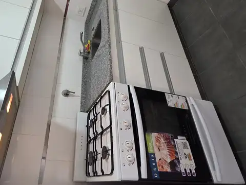 Departamento en Alquiler en Caseros, $ 550.000