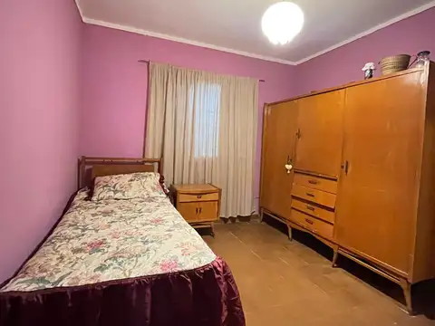 ALQUILER DE CASA EN BARRIO IRIONDO, SANTO TOME!