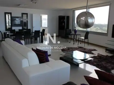 Departamento en Alquiler Temporal de 4 ambientes