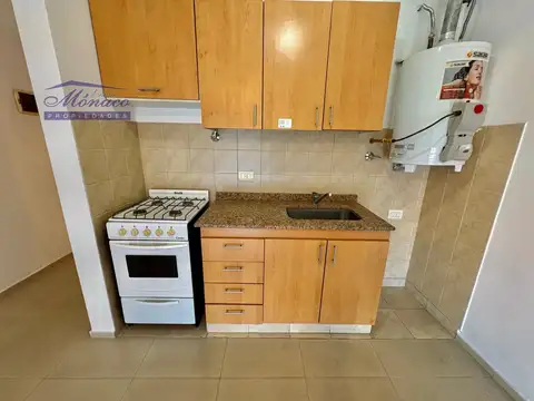 Excelente 1 amb Cfte con Balcon. Vista abierta