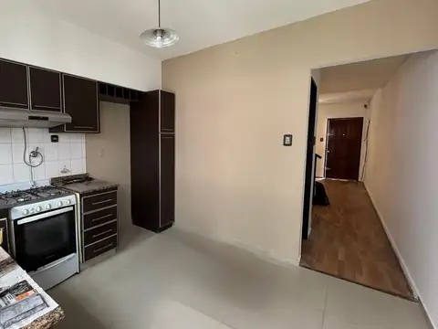 Depto Tipo Casa en Alquiler de 4 ambientes