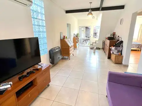 Depto Tipo Casa en Venta de 3 ambientes