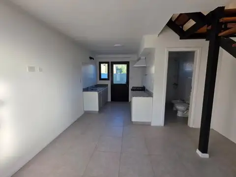 Desalojo del 37 600 , Piso 1