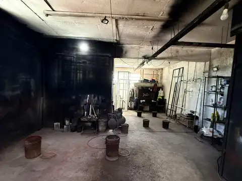 Galpon en Venta 8  mts Frente