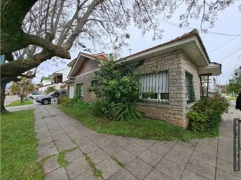 Alquiler de temporada Chalet en parque luro Mar del Plata 6-8 personas