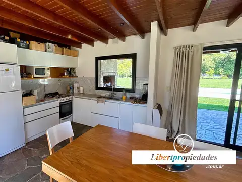 Casa con hermosa vista en Chacras del Molino