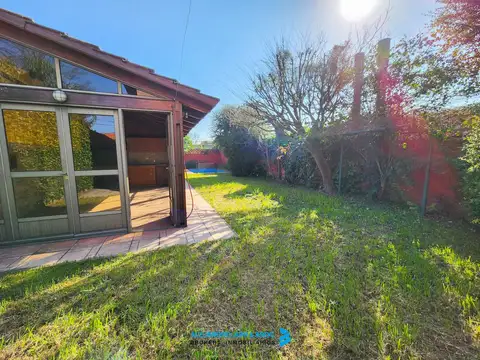 Galicia 620 - Casa 3 Dormitorios con Cochera, Quincho y Pileta