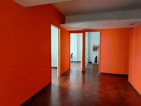 Oficina en Venta 40 años