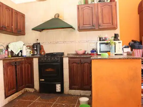 Depto Tipo Casa 5 ambientes con 1 baño