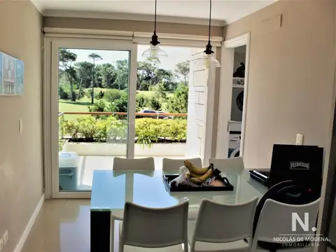 Departamento en Venta en Playa Mansa, USD 790.000