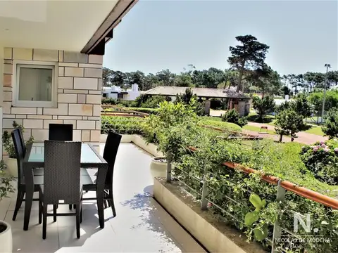 Departamento 4 ambientes con 3 baños