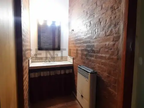 VENTA CASA 4 AMBIENTES RANELAGH