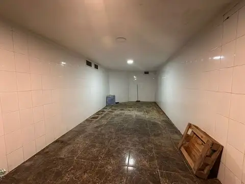 Local en Alquiler 56 años