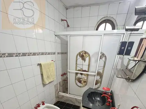 Depto Tipo Casa en Venta 40 años