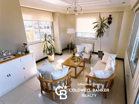 Departamento en Venta con 2 cocheras