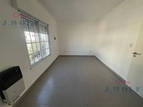 Depto Tipo Casa en Alquiler de 1 dormitorio