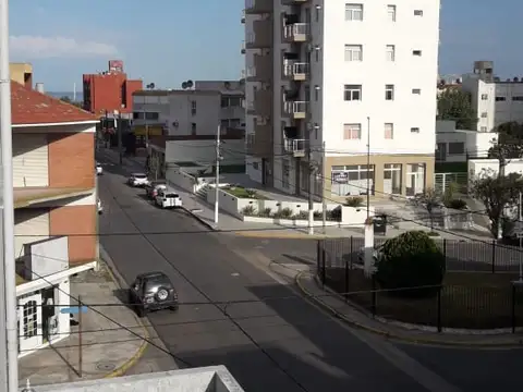 Calle 3 Nº 1285 7ºC, Santa Teresita (120509).