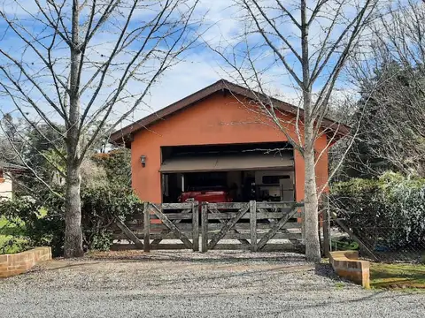 Chacras de Open Door casa en venta lote 4497 m2