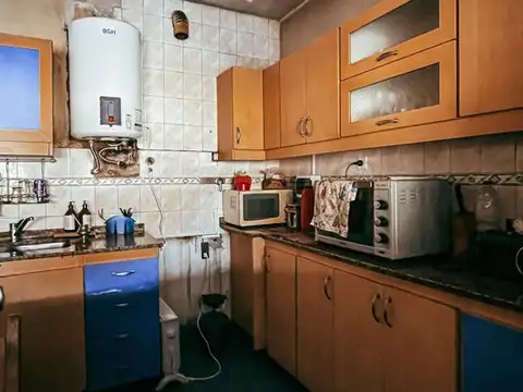 CASA A LA VENTA PARA RECICLAR